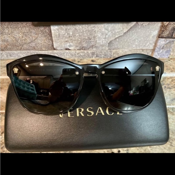 Versace Accessories - Woman's Versace Black Sunglasses